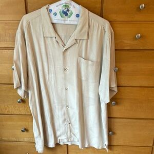 Like new Tommy Bahama shirt XXL